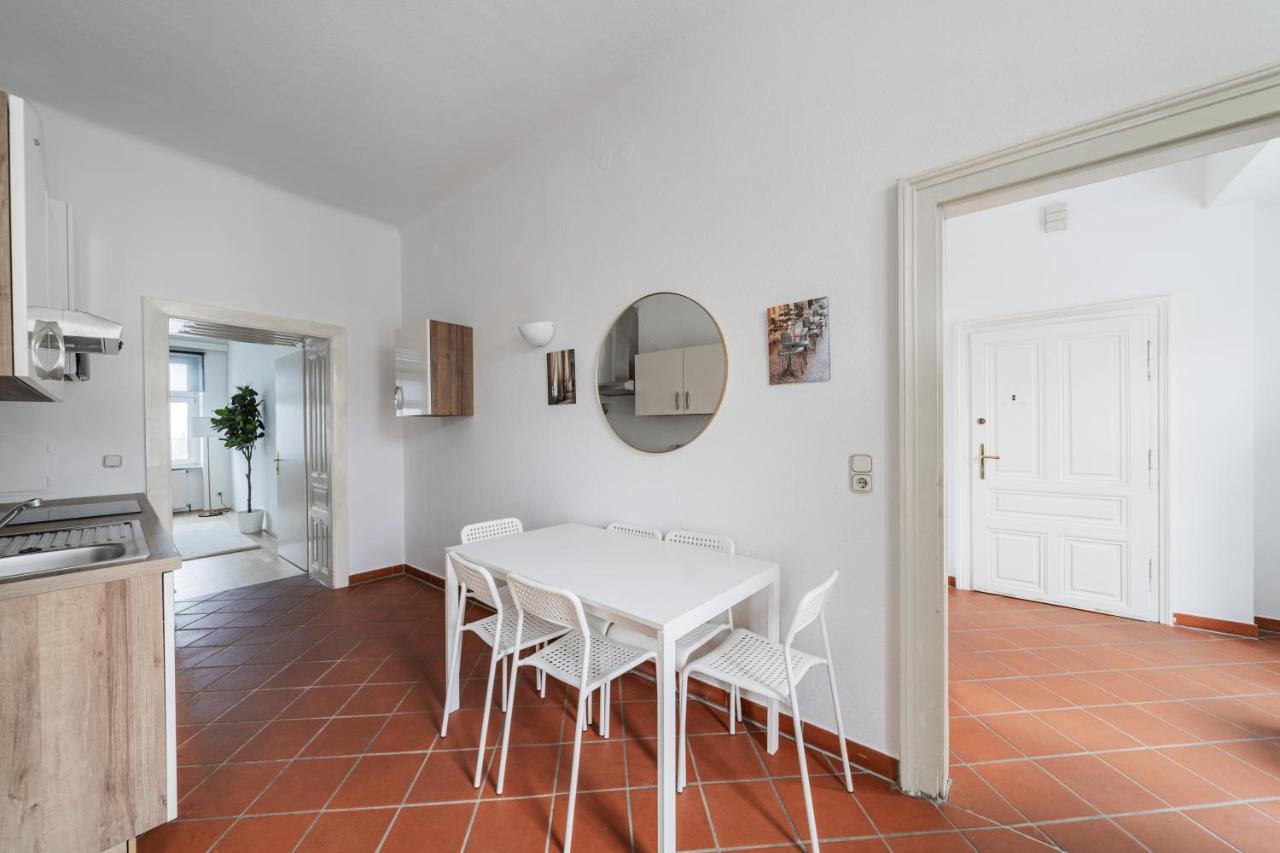 Stylisch Condo In Vienna'S 18Th District Esterno foto