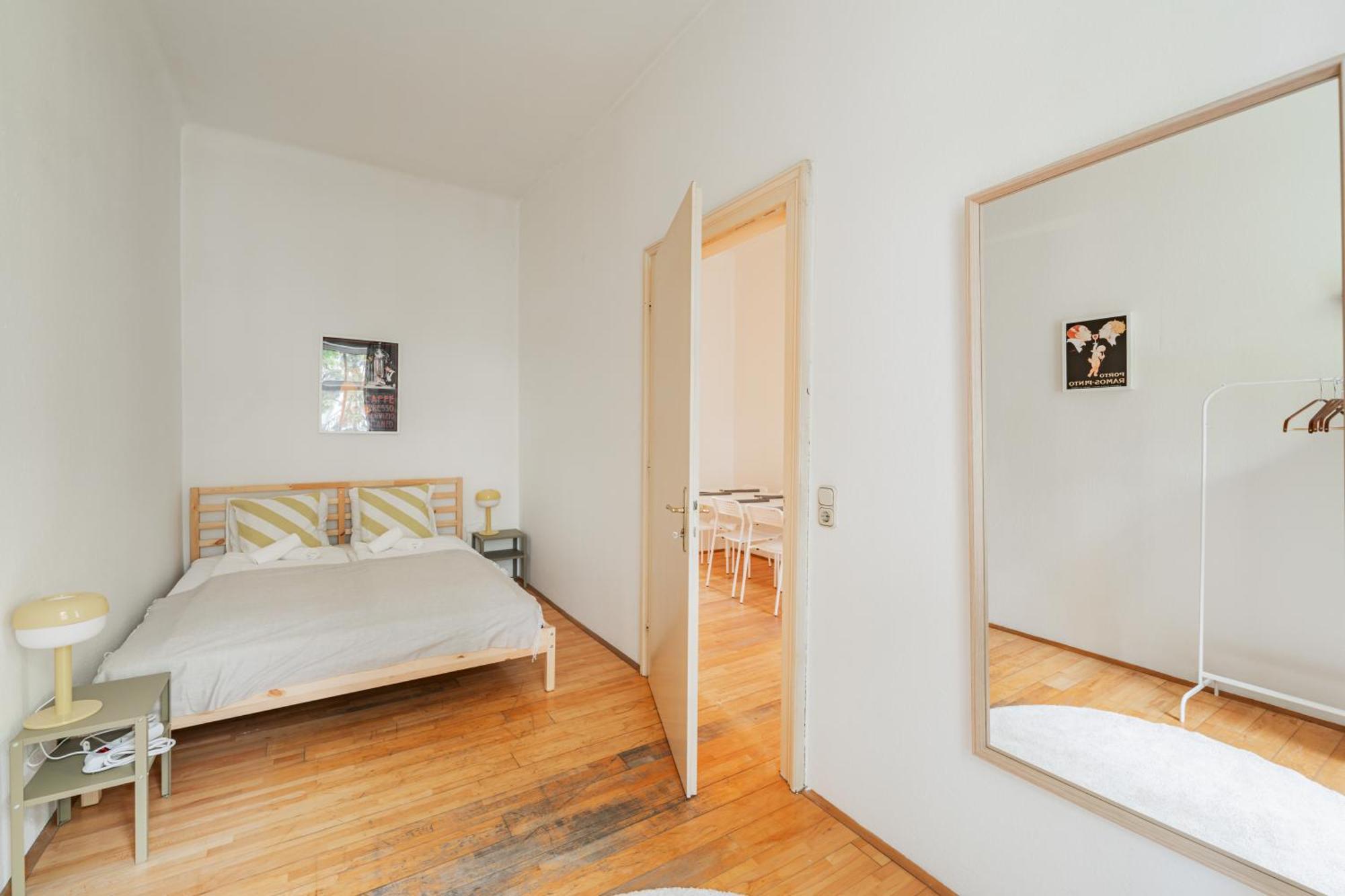 Stylisch Condo In Vienna'S 18Th District Esterno foto